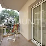 아파트 Apartmento Con Terraza En *