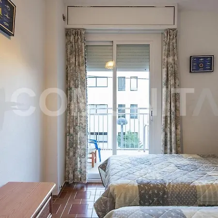 Apartmento Con Terraza En Apartament Platja d'Aro